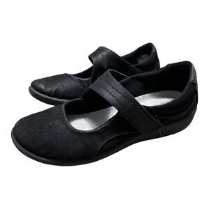 Clarks Cloudsteppers shoes women's size
8 Sillian Bella Mary Jane